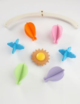 Ariro Toys Wooden Mobile - Hot air Balloon