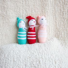 Yellow Doodle-Sleepy Head Sensory Rattles