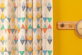 Zookeeper-Kabir, The Zookeeper Curtain