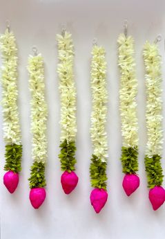 Little Canvas-Kamal ke phool Short Festive Decor Hanging 
