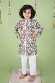 THE COTTON STAPLE-MUGHAL KURTA SET