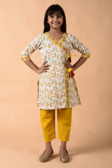 THE COTTON STAPLE-MACAW ANGRAKHA SET