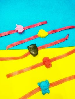 Peekado Crayons-Crayon Rakhi Set of 5 (Random)