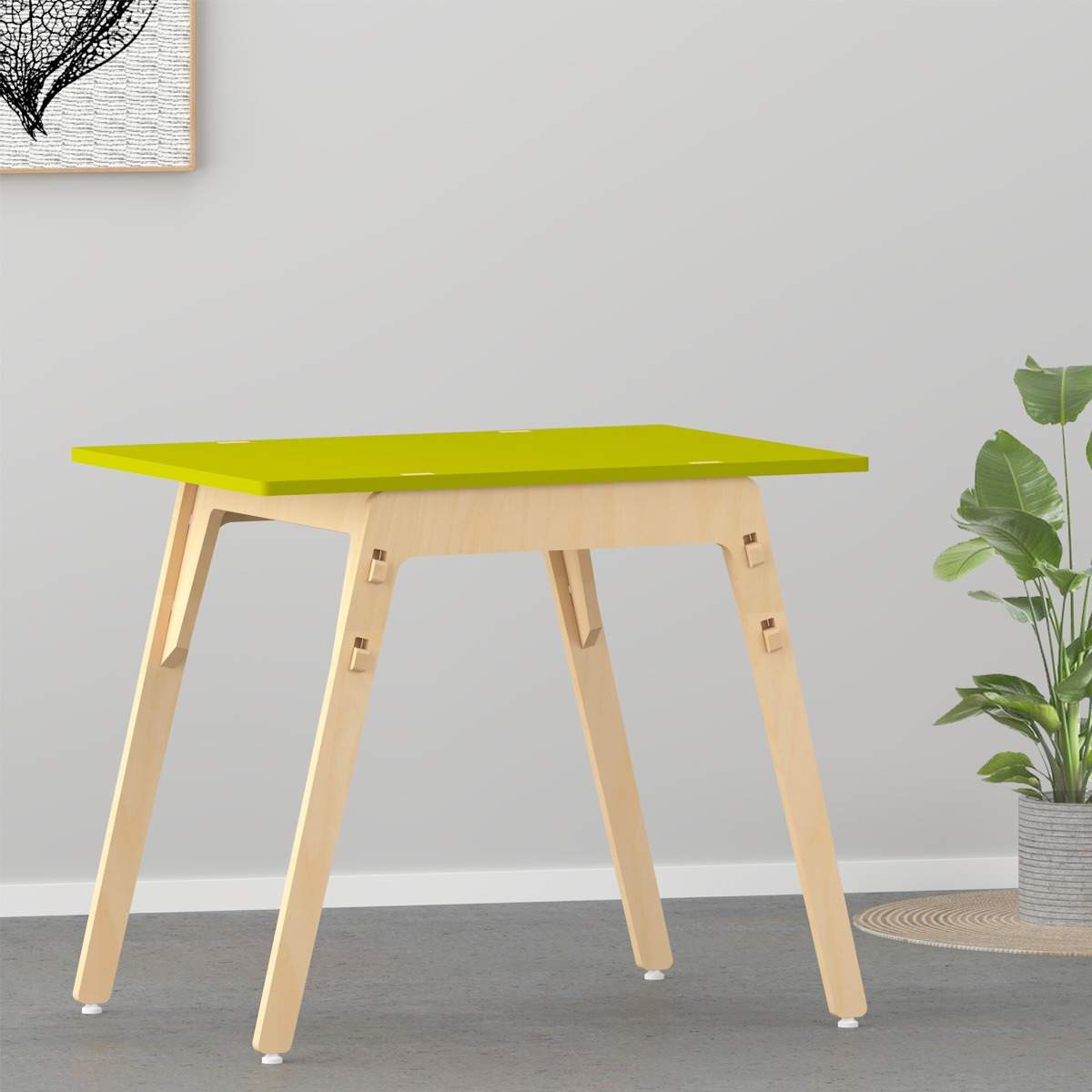 Black Kiwi Table (Green)