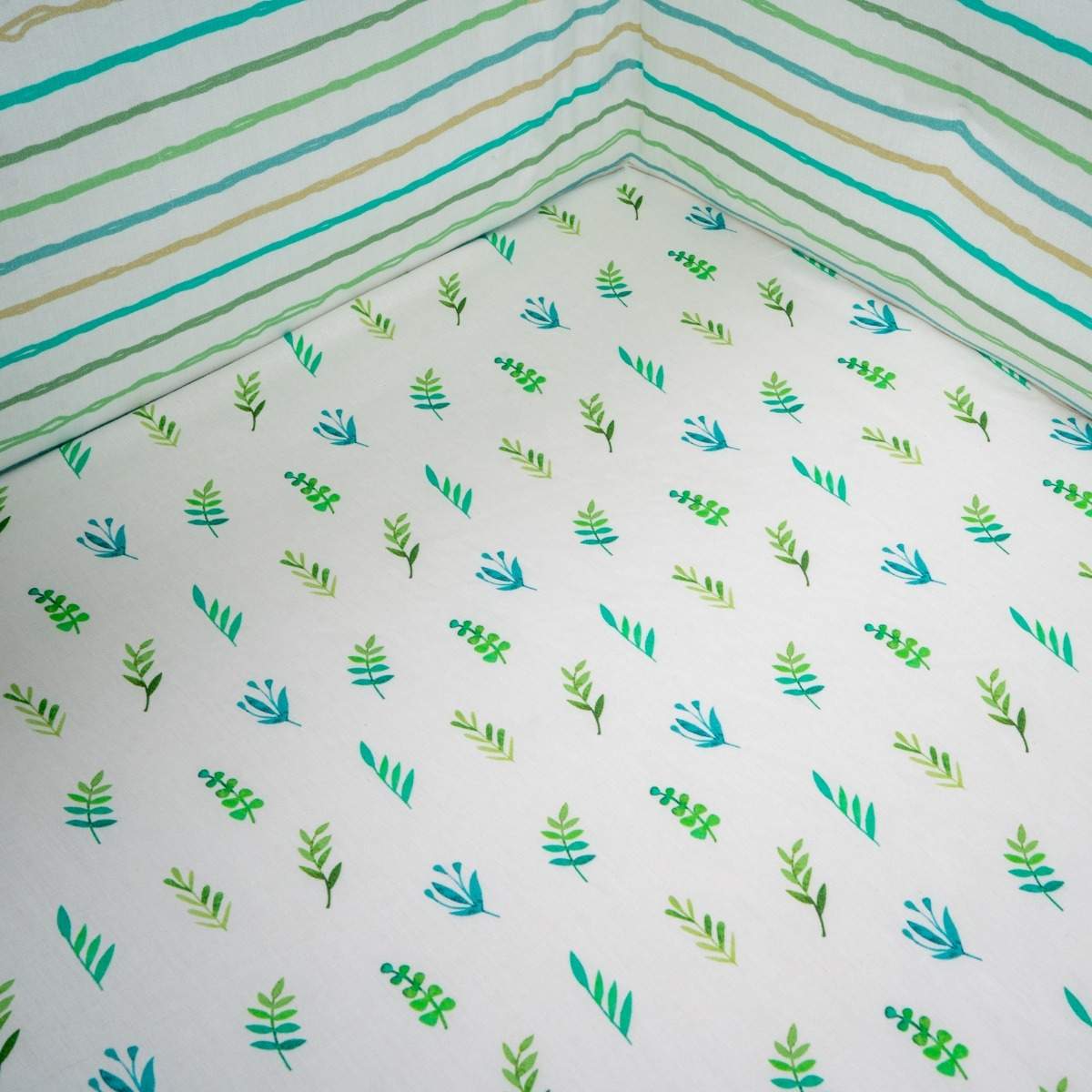 Organic Fitted Cot Sheet- Leaves