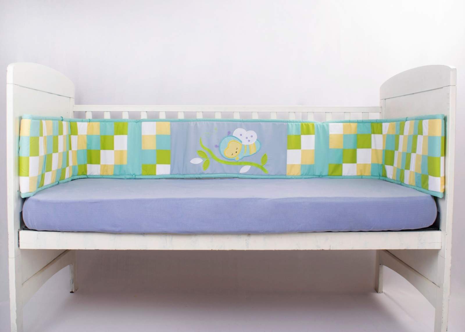 Full Baby Crib/ Cot Bumper - Honeybee