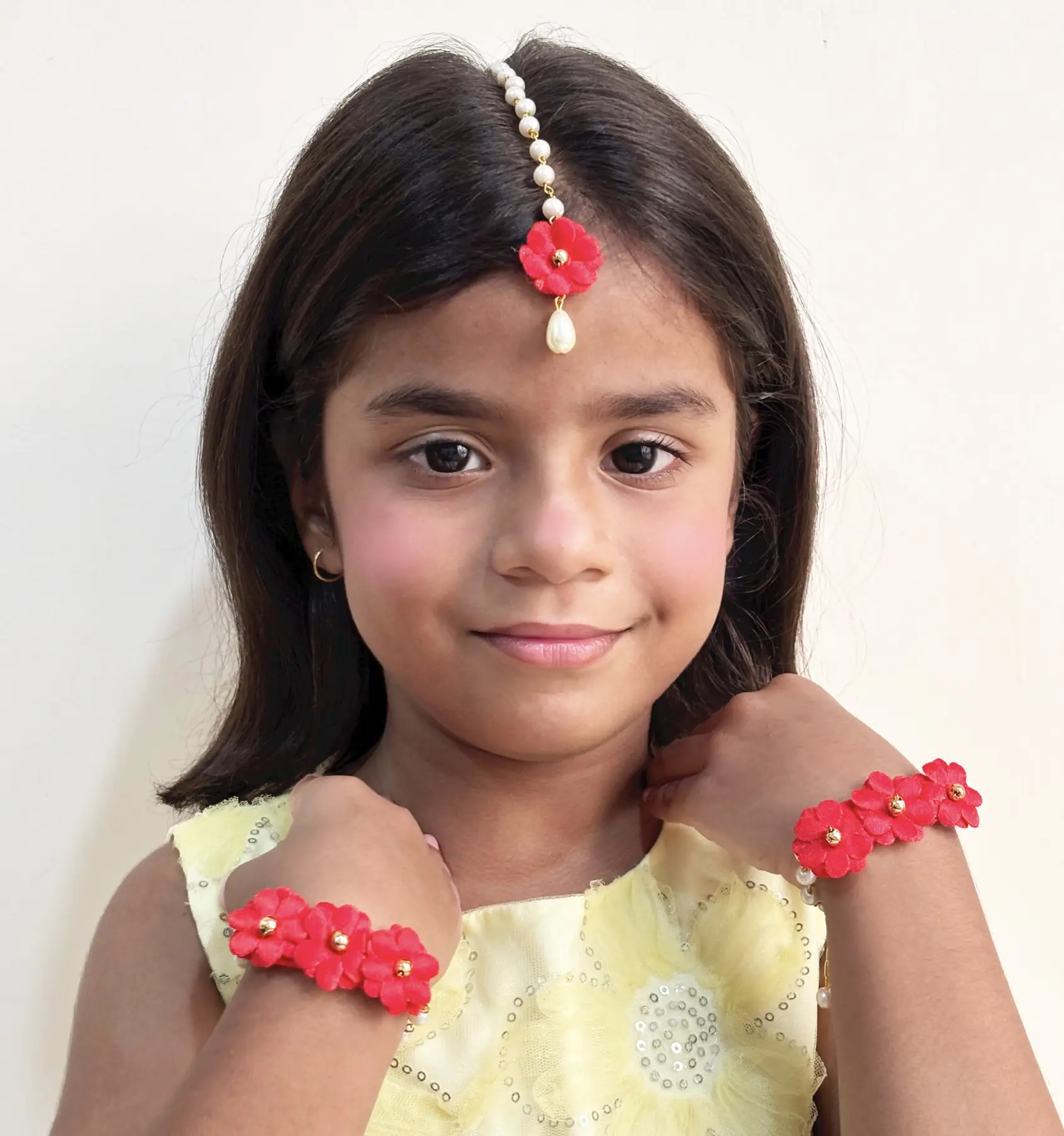 Gulmohar Floral Maang Teeka & 2 Bracelets Set - Red