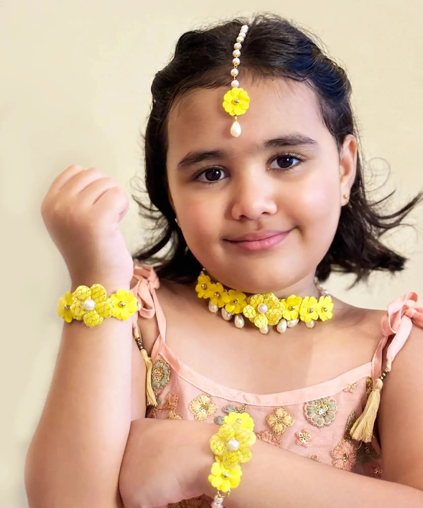 Sadabahar Floral Set of Necklace, 2 Bracelets & Maang Teeka- Yellow, Gold