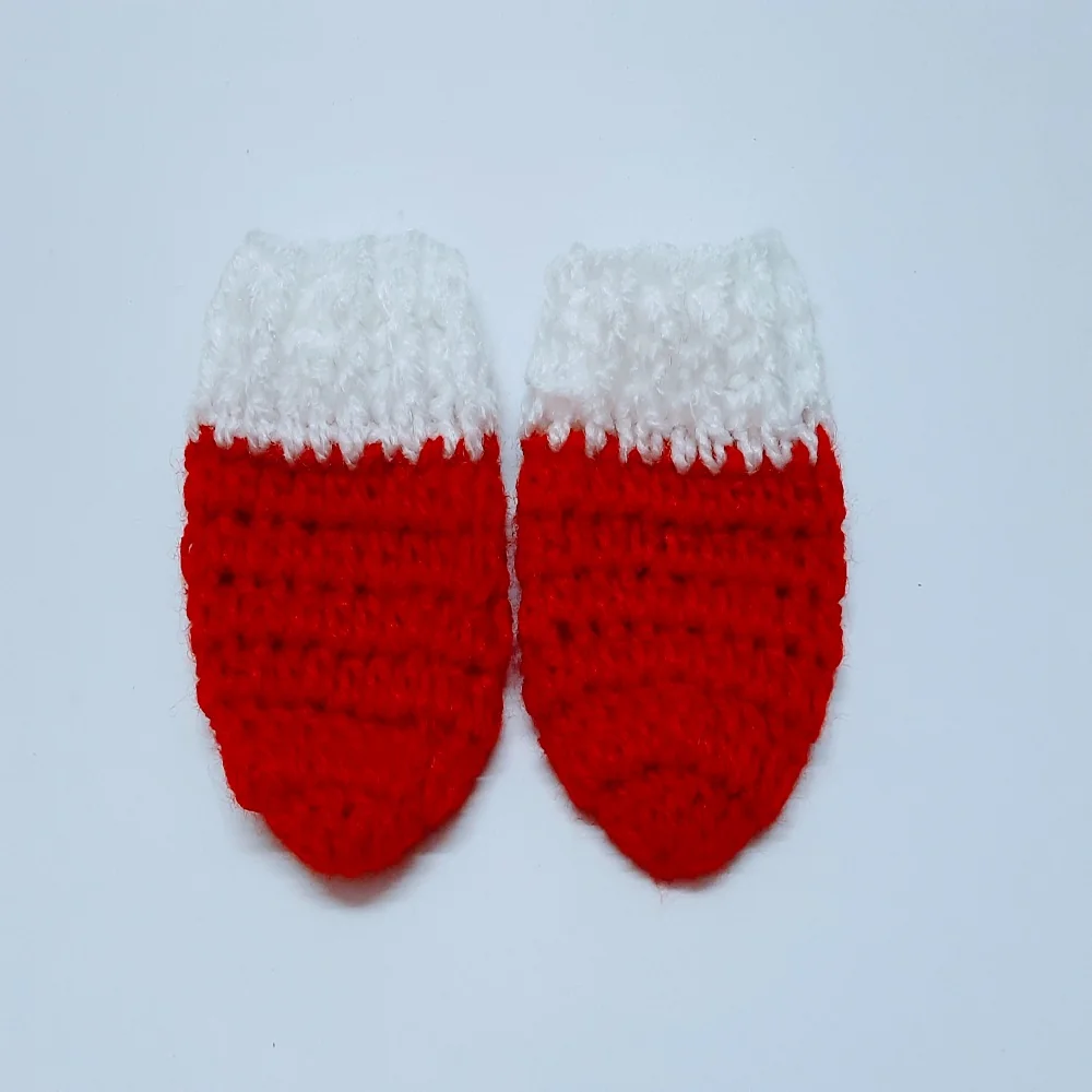 Solid Colour Mittens