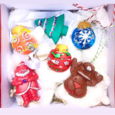 Handmade Jumbo Christmas Tress Ornament Crayon Set of 6