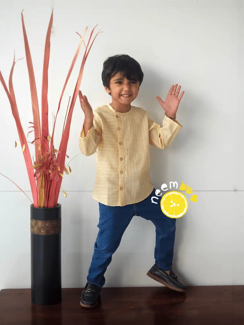 Standing Lines Sleeping Lines - Yellowish