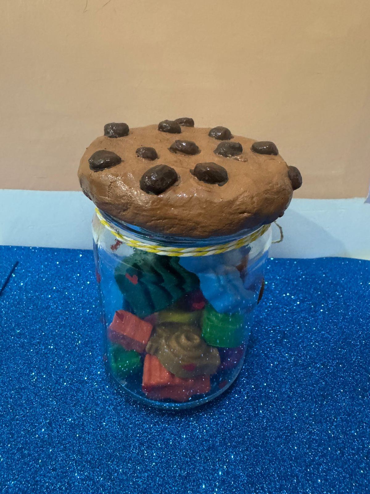 Handmade Christmas Jar – Fun-Shaped Non-Toxic Crayons (Random Pack of 10) | BIS Certified | Kids Xmas Gift | Creative Art Jar | Limited Edition